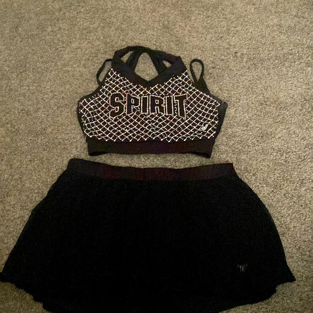 Spirit of Texas black practice wear set
